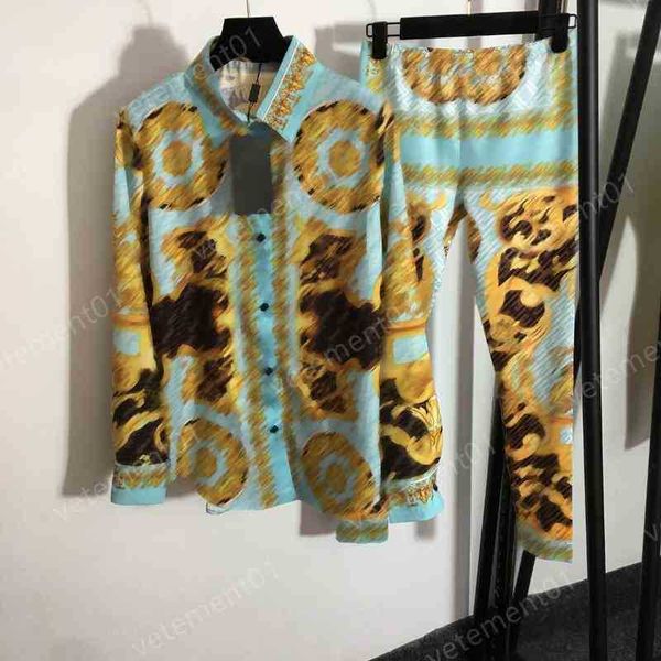 luxury womens two piece pants letter retro pattern print long-sleeved shirt and women clothing, White
luxury womens two piece pants letter retro pattern print long-sleeved shirt and women clothing, White