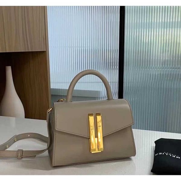 demellier nano montreal doctor bag cowhide mini handheld classic crossbody princess bag
demellier nano montreal doctor bag cowhide mini handheld classic crossbody princess bag