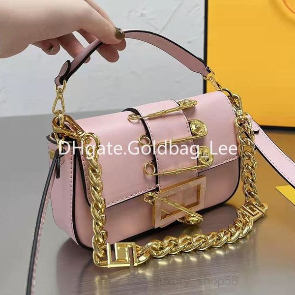 crossbody designer women brooch baguette shoulder bag fashion claic ff baguettes handbags woman big chain strap underarm handbag luxurys des
crossbody designer women brooch baguette shoulder bag fashion claic ff baguettes handbags woman big chain strap underarm handbag luxurys des
