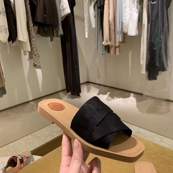 2022est branded women woody mules fflat slipper deisgner lady lettering fabric outdoor leather orange black sole slide sandal size 35-42 ada
2022est branded women woody mules fflat slipper deisgner lady lettering fabric outdoor leather orange black sole slide sandal size 35-42 ada