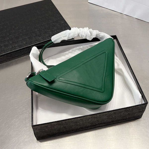 pradity cleo hobo bag 5 color classic designer triangle underarm bag brand prad handbag plain relief printed shoulder bags ladies shopping n
pradity cleo hobo bag 5 color classic designer triangle underarm bag brand prad handbag plain relief printed shoulder bags ladies shopping n