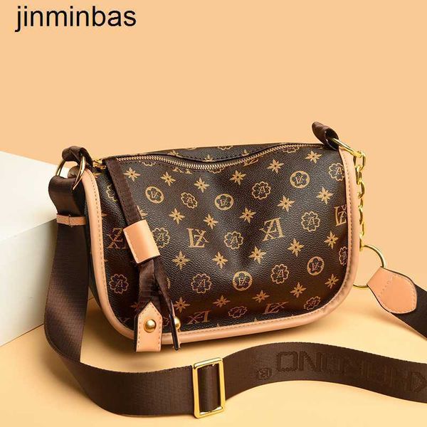 tote bsg factory wholesale and retail net red same women's shoulder bag 2023 new fashion pvc printing large capacity versatile dumpling
tote bsg factory wholesale and retail net red same women's shoulder bag 2023 new fashion pvc printing large capacity versatile dumpling