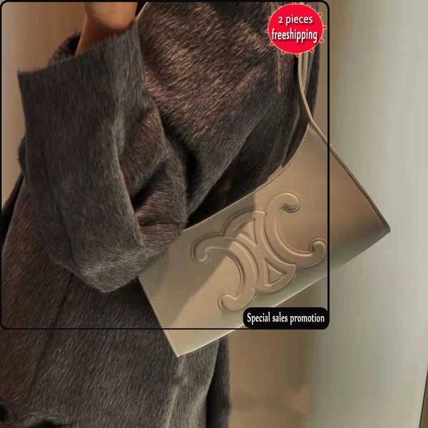 designer bags 2022 new leather arc de triomphe armpit small light luxury portable women's versatile crcent advanced magic stick
designer bags 2022 new leather arc de triomphe armpit small light luxury portable women's versatile crcent advanced magic stick
