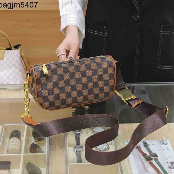 tote bsg factory wholesale and retail small bag female minority 2023 new fashion single shoulder armpit wide strap versatile msenger dumplin
tote bsg factory wholesale and retail small bag female minority 2023 new fashion single shoulder armpit wide strap versatile msenger dumplin