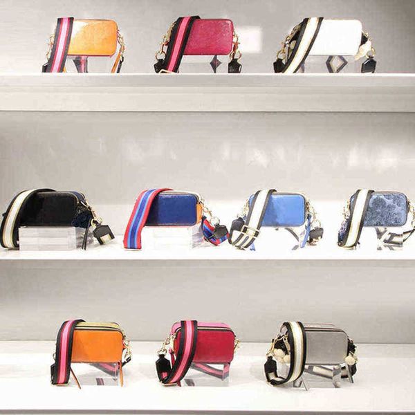 small square bag cross texture wide shoulder strap fashion color matching camera women's single shoulder messenger bag 220528
small square bag cross texture wide shoulder strap fashion color matching camera women's single shoulder messenger bag 220528