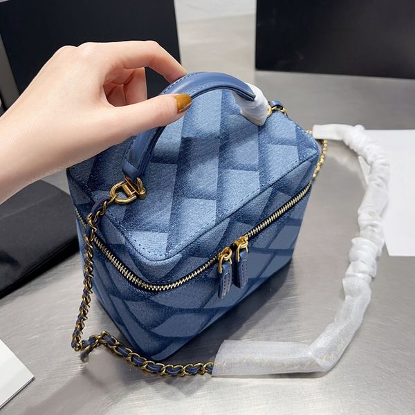makeup bag cosmetics bag pouch women denim toiletry purses solid color fashion all-match small fresh daily cosmetic bags
makeup bag cosmetics bag pouch women denim toiletry purses solid color fashion all-match small fresh daily cosmetic bags