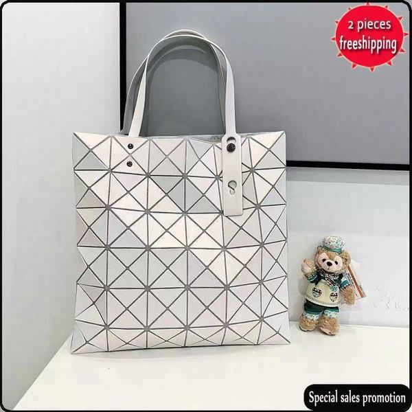 designer bags 2022 high version mitsubishi limited new 6-grid matte metal polarized bag fashion geometric diamond handbag in march
designer bags 2022 high version mitsubishi limited new 6-grid matte metal polarized bag fashion geometric diamond handbag in march