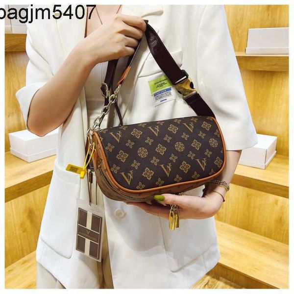 tote bsg factory wholesale and retail bag girl 2023 new fashion crossbody dumpling net red cht waist high sense wide shoulder belt printed
tote bsg factory wholesale and retail bag girl 2023 new fashion crossbody dumpling net red cht waist high sense wide shoulder belt printed