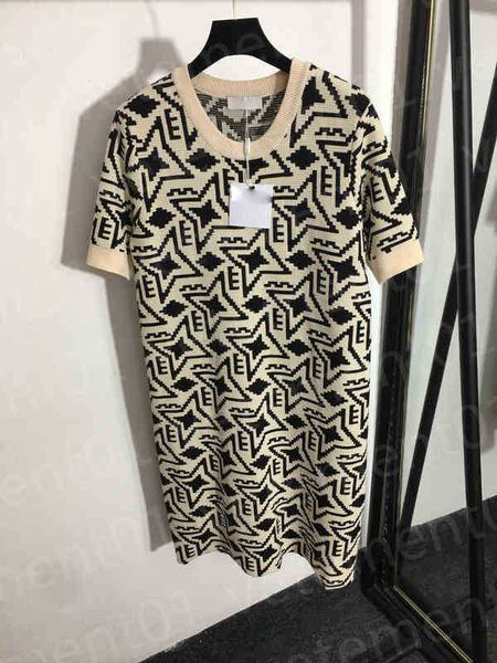 brand dress premium fabrics fashion embroidery vintage knitted dress slim fit luxury bodycon dress retro style skirt designer women clothing, Black;gray
brand dress premium fabrics fashion embroidery vintage knitted dress slim fit luxury bodycon dress retro style skirt designer women clothing, Black;gray