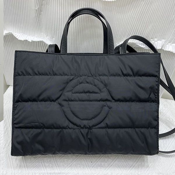 large capacity mini totes work bag down feather material luxury designer womens mens tote joint name laphandbag mini handle wallet crossbody
large capacity mini totes work bag down feather material luxury designer womens mens tote joint name laphandbag mini handle wallet crossbody