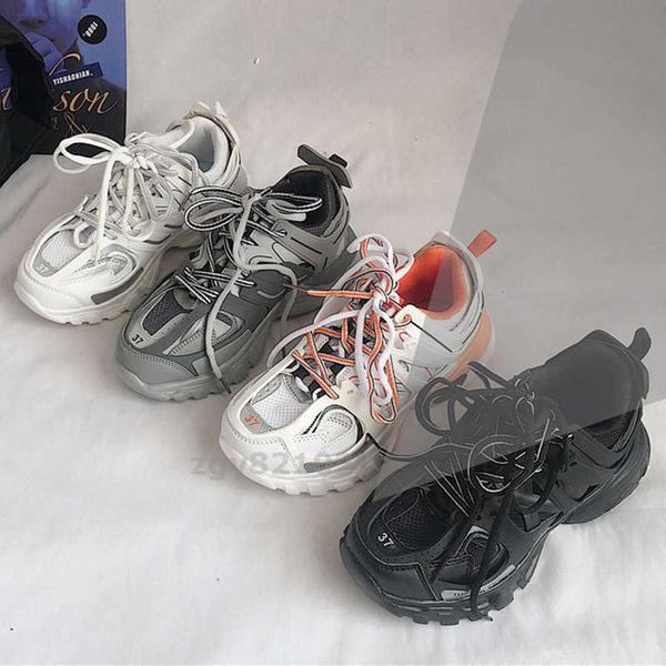 sports shoe trainers sport shoes sneakers track led luxury light mens designer lights womens luxe 3.0 for men women paris sneaker z86, Black
sports shoe trainers sport shoes sneakers track led luxury light mens designer lights womens luxe 3.0 for men women paris sneaker z86, Black