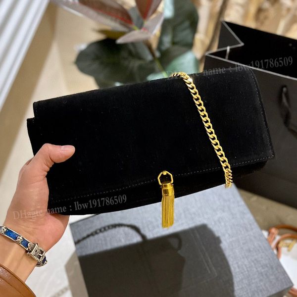 luxurys designer bag fashion womens crossbody suede real leather flap letter handbag ladies shoulder bags casual clutch tote 2022 gold chain
luxurys designer bag fashion womens crossbody suede real leather flap letter handbag ladies shoulder bags casual clutch tote 2022 gold chain