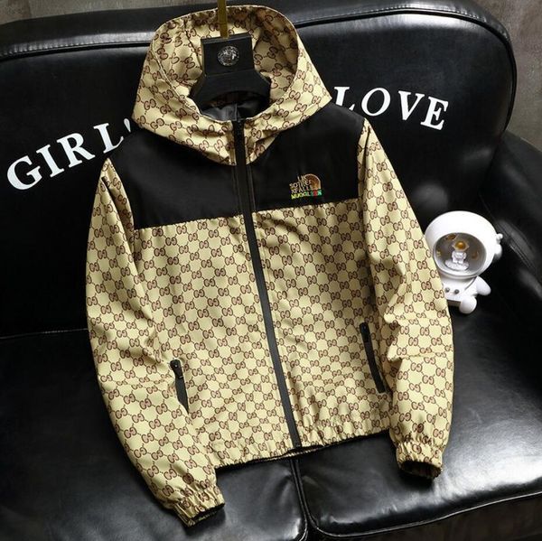 2022 fashion designer mens jacket spring autumn outwear windbreaker zipper clothes jackets coat outside can sport size s-5xl men's clot, Black;brown
2022 fashion designer mens jacket spring autumn outwear windbreaker zipper clothes jackets coat outside can sport size s-5xl men's clot, Black;brown