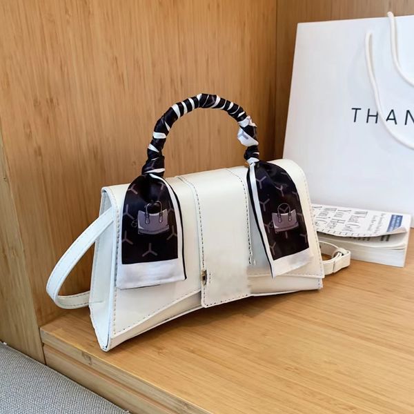 designer bag shoulder bags handbag womens fashion makeup totes cross body bag half moon luxuries weekender classic retro belt wallets handle
designer bag shoulder bags handbag womens fashion makeup totes cross body bag half moon luxuries weekender classic retro belt wallets handle