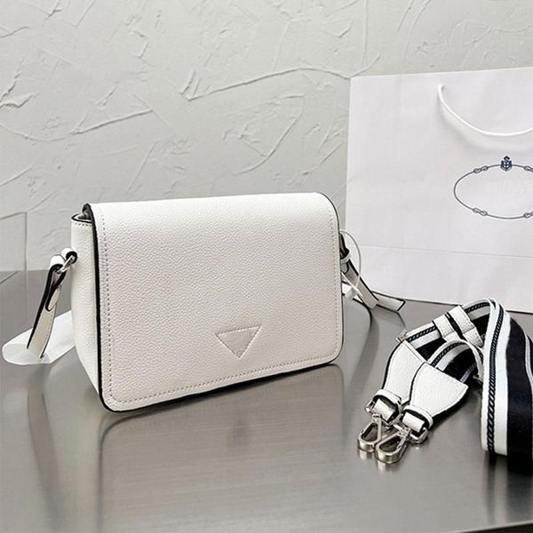 crossbody postman bag handbags purse flap bags women plain wallets removable wide shoulder strap triangle pattern magnetic buckle fashion ha
crossbody postman bag handbags purse flap bags women plain wallets removable wide shoulder strap triangle pattern magnetic buckle fashion ha