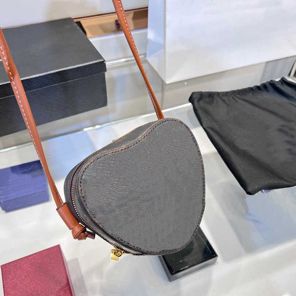 evening bags shoulder bag coabag designer bags love leather handbag ladies fashion messenger wallet mini retro tote bag 4 colors 220915
evening bags shoulder bag coabag designer bags love leather handbag ladies fashion messenger wallet mini retro tote bag 4 colors 220915
