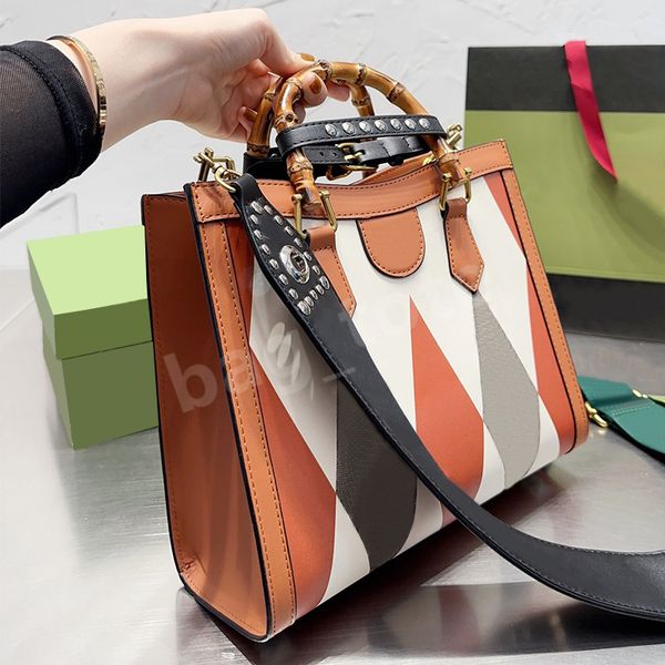 bamboo knapsack bag women shoulder bags fashion designer shopping handbag modern classic tote luxury wallets 2 colors
bamboo knapsack bag women shoulder bags fashion designer shopping handbag modern classic tote luxury wallets 2 colors
