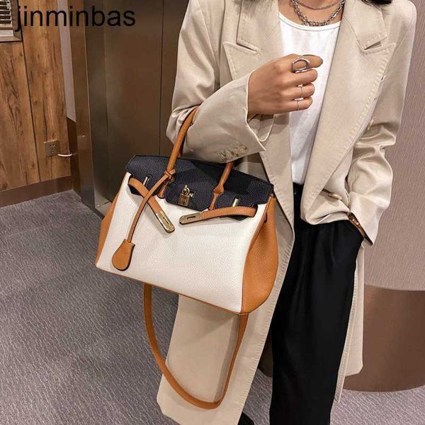 tote bsg factory wholesale and retail 2023 spring new french fashion dign crocodile bag women's ol style attendance handbag
tote bsg factory wholesale and retail 2023 spring new french fashion dign crocodile bag women's ol style attendance handbag