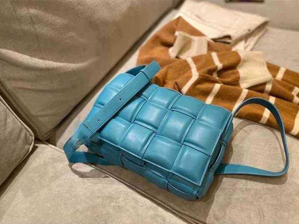 shoulder handbag premium messenger classic crossbody popular brown round plump clutch pillow leather fashion designer lady wallet 221126
shoulder handbag premium messenger classic crossbody popular brown round plump clutch pillow leather fashion designer lady wallet 221126