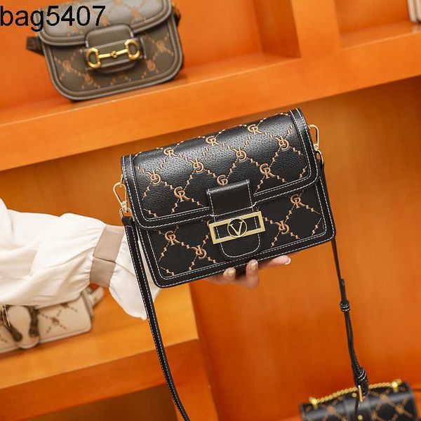 tote bsg factory wholesale and retail 2023 new embroidered small square bag one shoulder msenger fashion women's fashion square high qu
tote bsg factory wholesale and retail 2023 new embroidered small square bag one shoulder msenger fashion women's fashion square high qu