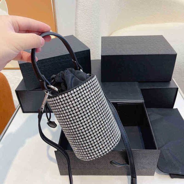 ladies purses diamonds clutches designers shoulder bag purse wallets lady women handbags clutch 221126
ladies purses diamonds clutches designers shoulder bag purse wallets lady women handbags clutch 221126