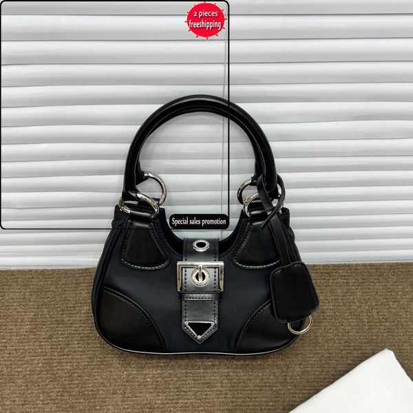 designer bags 2022 new mid ancient underarm wrap canvas commuter women's bag motorcycle chain shoulder handheld tote
designer bags 2022 new mid ancient underarm wrap canvas commuter women's bag motorcycle chain shoulder handheld tote