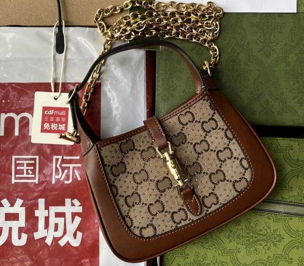designer bag 5a 19cm jackie 1961 mini shoulder handbags purses for women with dust bag box camel and ebony canvas with crystals
designer bag 5a 19cm jackie 1961 mini shoulder handbags purses for women with dust bag box camel and ebony canvas with crystals