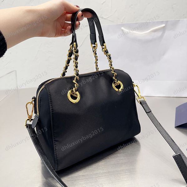 fashion crossbody rs tote bag luxury shoulder bags artwork cross body nylon high-quality totes sports outdoor handbag classic zipper handbag
fashion crossbody rs tote bag luxury shoulder bags artwork cross body nylon high-quality totes sports outdoor handbag classic zipper handbag