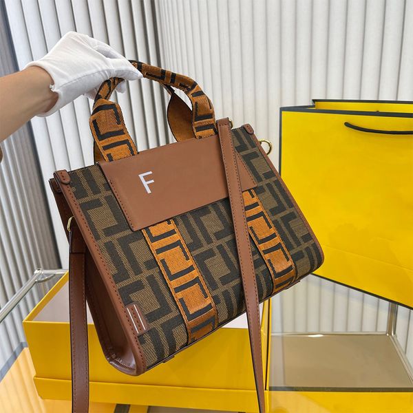 luxury the tote bag designer bags women mini large canvas leather crossbody shoulder handbags with strap black pink handbag
luxury the tote bag designer bags women mini large canvas leather crossbody shoulder handbags with strap black pink handbag