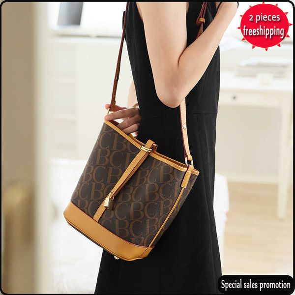 factory direct sales 50% off designer bags fashion single shoulder cross small female flower letter long strap women's portable bucket
factory direct sales 50% off designer bags fashion single shoulder cross small female flower letter long strap women's portable bucket