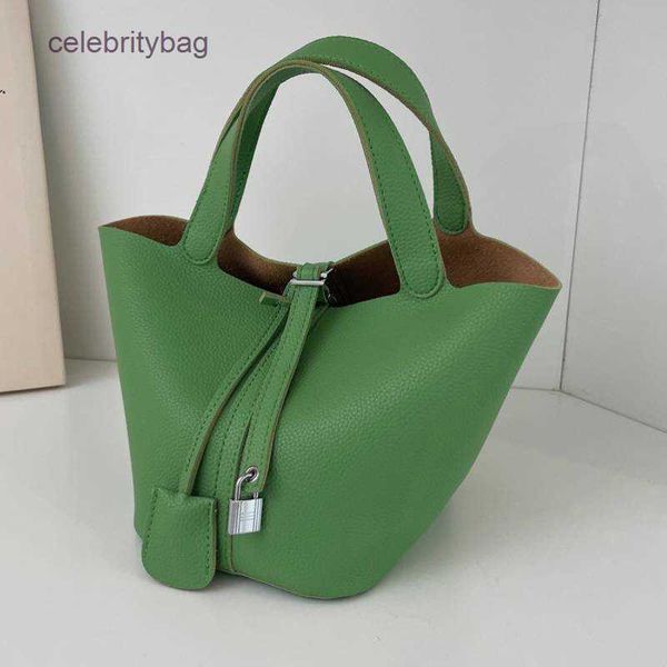 original designer herms picotin locks bags popular bag women 2022 summer new versatile texture fashion foreign style handbag bucket one shou
original designer herms picotin locks bags popular bag women 2022 summer new versatile texture fashion foreign style handbag bucket one shou