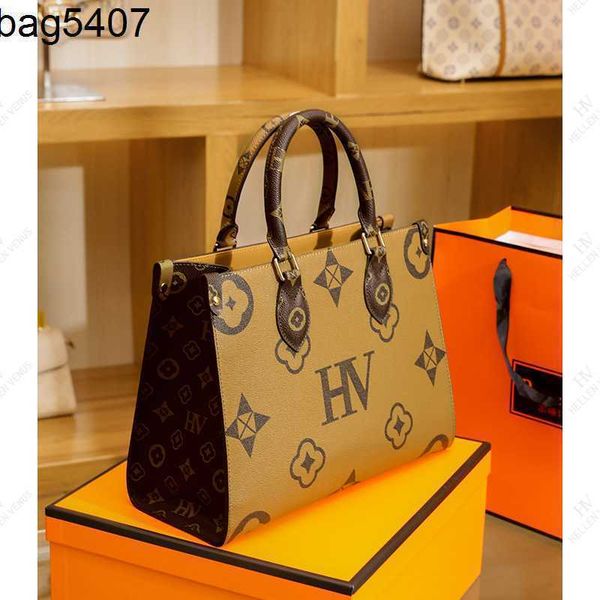 tote bsg factory wholesale and retail special counter leather women's bag high-grade 2023 new fashion printing one shoulder hand
tote bsg factory wholesale and retail special counter leather women's bag high-grade 2023 new fashion printing one shoulder hand
