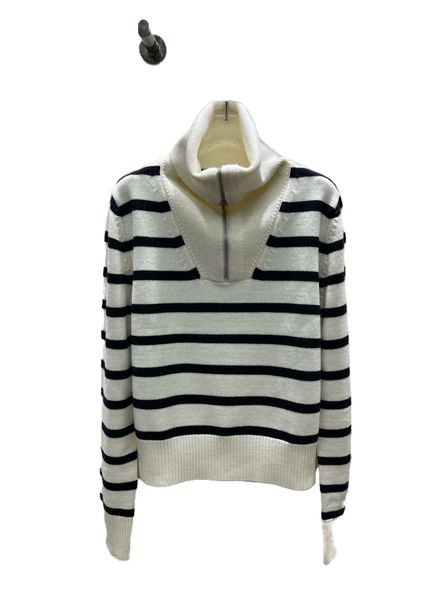 autumn/winter 2022 latest stripe cape military stripe contrast classic knit sweater, White;black
autumn/winter 2022 latest stripe cape military stripe contrast classic knit sweater, White;black