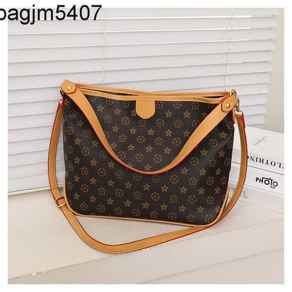 tote bsg factory wholesale and retail tote bag women's new fashion versatile handheld shoulder underarm large capacity commuter crossbo
tote bsg factory wholesale and retail tote bag women's new fashion versatile handheld shoulder underarm large capacity commuter crossbo