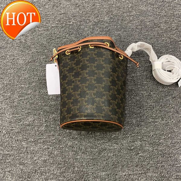 women's designer bags new triumphal arch old flower bucket bag pull out drum fashion versatile one shoulder crossbody handheld factory
women's designer bags new triumphal arch old flower bucket bag pull out drum fashion versatile one shoulder crossbody handheld factory