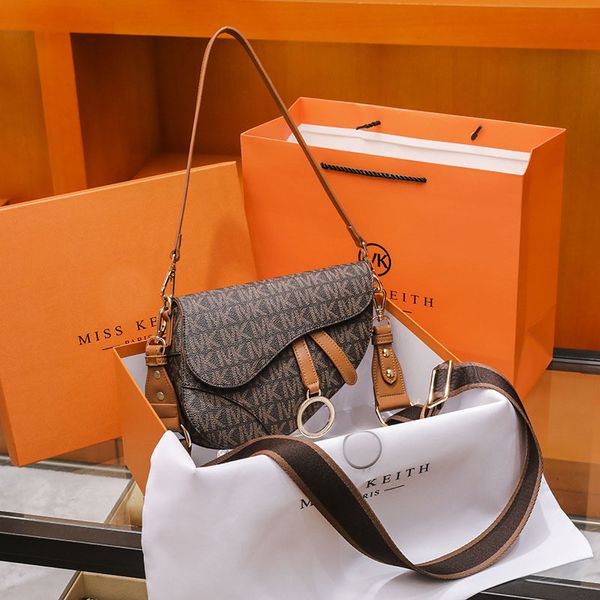 evening bags ivk 23 6 7cm luxury women s crystal backpacks designer round crossbody shoulder purses handbag women clutch travel tote bag 221
evening bags ivk 23 6 7cm luxury women s crystal backpacks designer round crossbody shoulder purses handbag women clutch travel tote bag 221