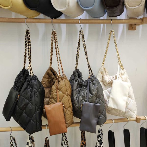 hbp totes stuff sacks down rhombic handbags autumn winter large capacity single shoulder chain tote bag south korean generous single shoulde
hbp totes stuff sacks down rhombic handbags autumn winter large capacity single shoulder chain tote bag south korean generous single shoulde