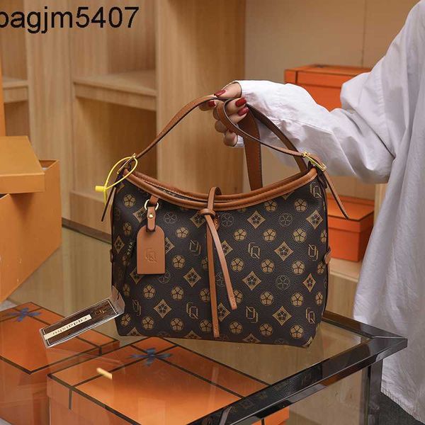 tote bsg factory wholesale and retail printed bag female 2023 autumn winter new fashion old flower shoulder versatile large capacity crossbo
tote bsg factory wholesale and retail printed bag female 2023 autumn winter new fashion old flower shoulder versatile large capacity crossbo