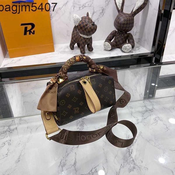 tote bsg factory wholesale and retail genuine leather women's bag 2023 new versatile boston net red fashion handheld one shoulder cross