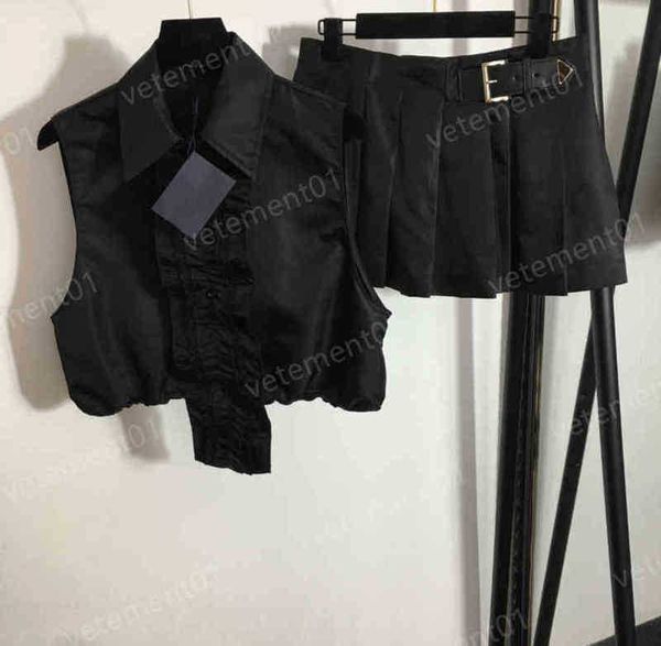 women two piece dress sleeveless tanks and letter triangle logo pleated short skirt 2 piece sets pr luxury ladies designer dresses 0912, White
women two piece dress sleeveless tanks and letter triangle logo pleated short skirt 2 piece sets pr luxury ladies designer dresses 0912, White