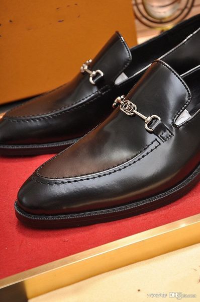 h1 38model 2021 luxury man business male shoes fashion wedding designer dress formal shoes leather men office sapato social masculino party, Black
h1 38model 2021 luxury man business male shoes fashion wedding designer dress formal shoes leather men office sapato social masculino party, Black
