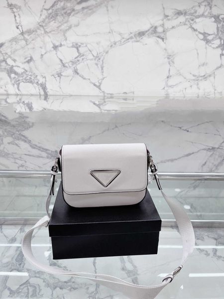 unique design prad envelope bag retro paris style postman bag totes fashion classic atmosphere women designer bags handbag
unique design prad envelope bag retro paris style postman bag totes fashion classic atmosphere women designer bags handbag