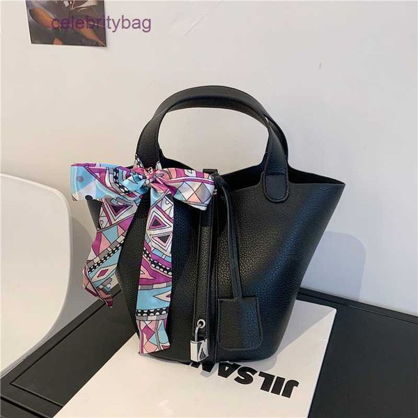 original designer bag picotin locks herms 2022 new soft leather fashion vegetable basket bucket silk scarf texture large capacity handbag wo
original designer bag picotin locks herms 2022 new soft leather fashion vegetable basket bucket silk scarf texture large capacity handbag wo