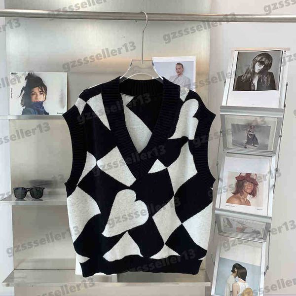 designer womens sweaters knitted vest autumn cold protection warm bottoming shirt 2022aw patchwork sleeveless ladies, White;black
designer womens sweaters knitted vest autumn cold protection warm bottoming shirt 2022aw patchwork sleeveless ladies, White;black