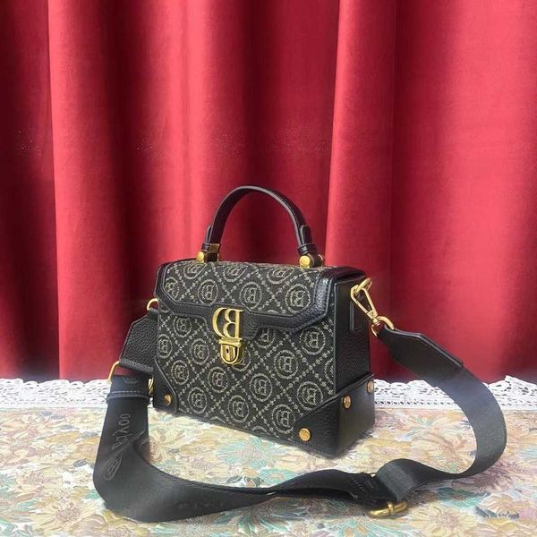 factory direct sales 50% off designer bags bedyoo new black gold denim seri box one shoulder cross body portable cosmetic live women's
factory direct sales 50% off designer bags bedyoo new black gold denim seri box one shoulder cross body portable cosmetic live women's