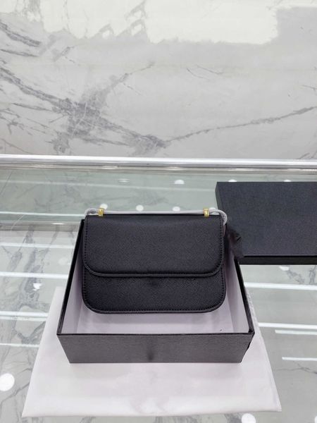 women's fashion prad white black luxury designer bags shoulder portable crossbody messenger bagsggtx
women's fashion prad white black luxury designer bags shoulder portable crossbody messenger bagsggtx