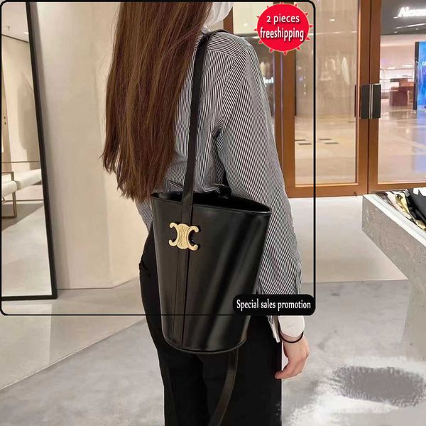 designer bags 2022 new leather one shoulder small bucket autumn and winter cowhide crossbody underarm bag large capacity gilded handheld
designer bags 2022 new leather one shoulder small bucket autumn and winter cowhide crossbody underarm bag large capacity gilded handheld