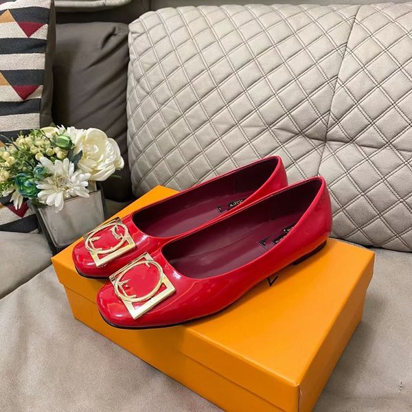 2022 new sneakers shoes fashion luxury designer women girls heels pump patent leather womens red bridal wedding casual flats are us35-42 wwl, Red;white
2022 new sneakers shoes fashion luxury designer women girls heels pump patent leather womens red bridal wedding casual flats are us35-42 wwl, Red;white