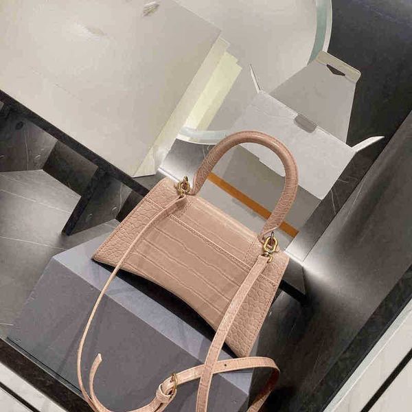 new shoulder bags leather handbag fashion crossbody bags classic designer handbags tote women messenger hourglass workplace wallet 211027
new shoulder bags leather handbag fashion crossbody bags classic designer handbags tote women messenger hourglass workplace wallet 211027