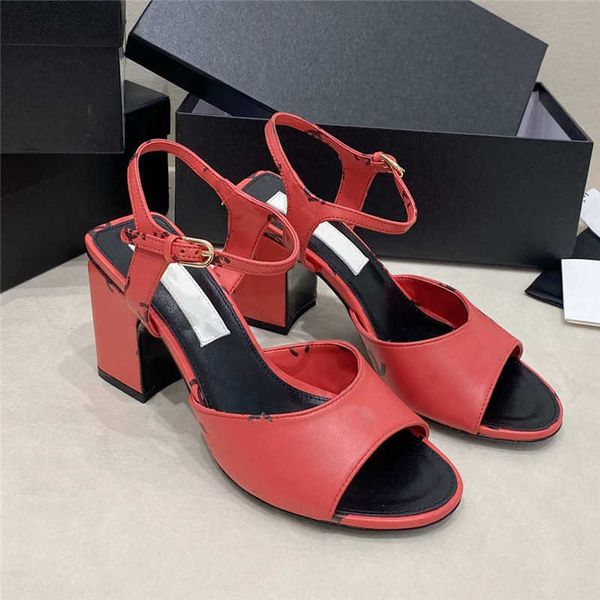 fashion-the main series of sandals fashionable and versatile leather high-heeled sandal with size 34-41, Black
fashion-the main series of sandals fashionable and versatile leather high-heeled sandal with size 34-41, Black